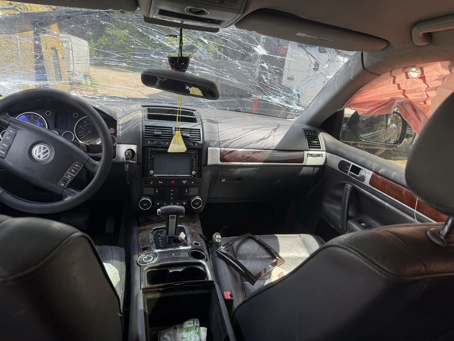 Volkswagen Touareg 2004р. 3.2 бензин