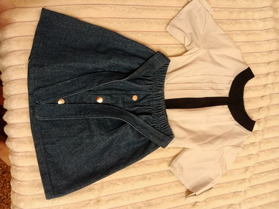 Одяг у школу на дівчинку 7-9років