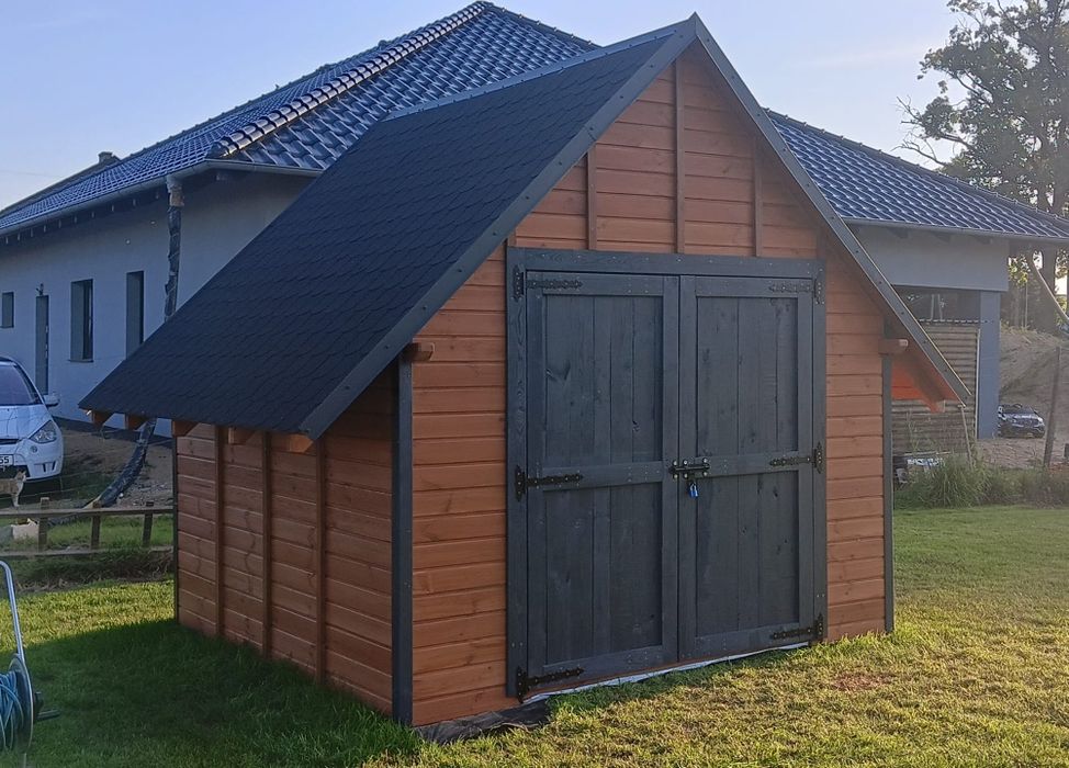Altany ogrodowe, zadaszenia tarasów, domki gospodarcze.