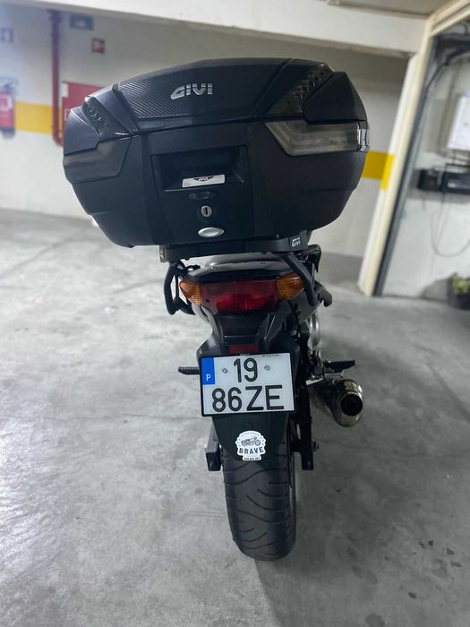 CBF 500 c/ malas givi