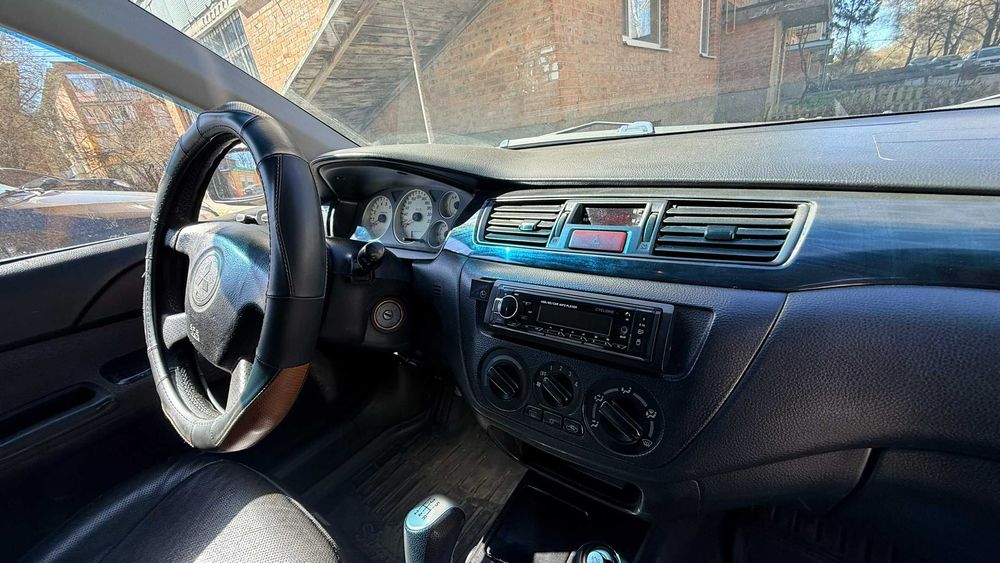 Mitsubishi Lancer 2005