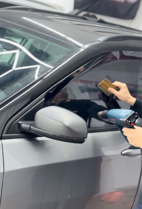 Тонировка авто оклека фар оклейка кузова ppf оклейка салона поклейка