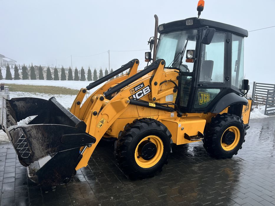 Ladowarka JCB 2cx airmaster  4x4 z kompresorem srubowym zamiana