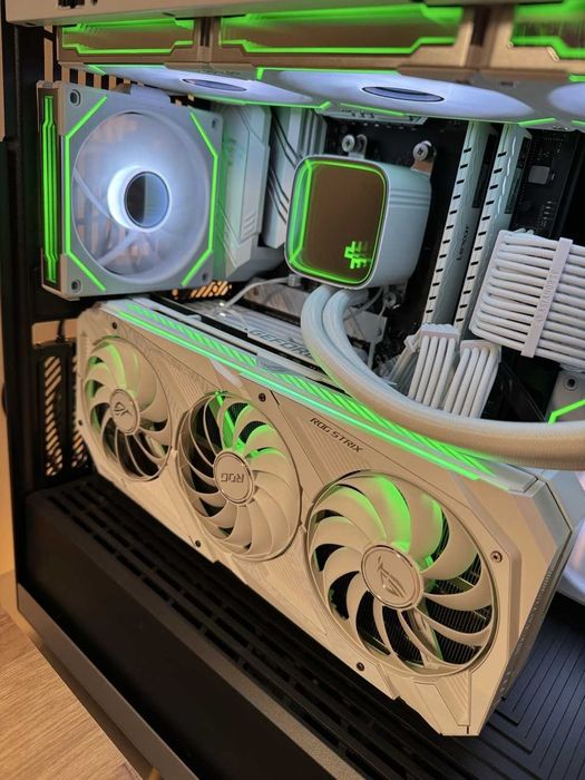 ASUS ROG Strix RTX 3070 OC WHITE limitowana BOX