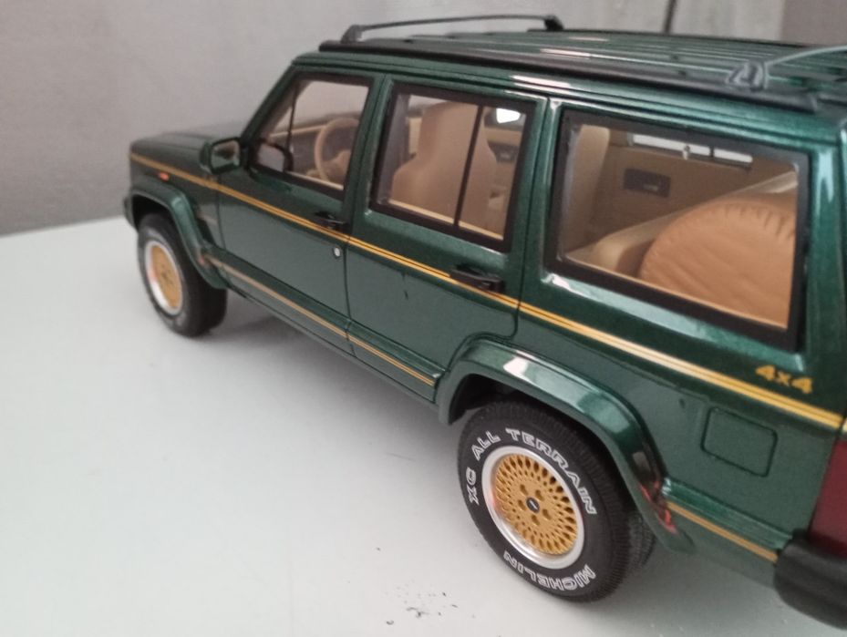 Miniaturas de carros 1.18