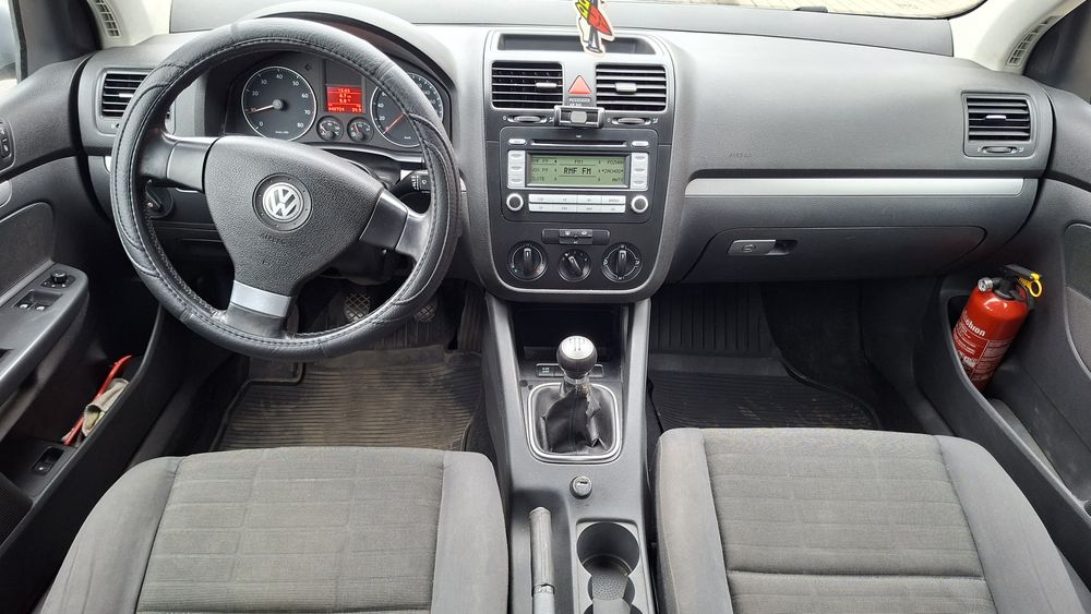 VW Golf 5  2007r.  1,4 MPI +LPG