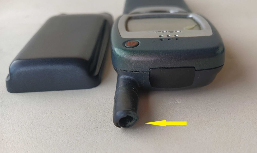 Telemóvel NOKIA -2610 - Funcional