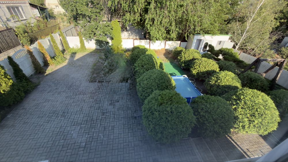 Продам дім/дачу у тихому місці