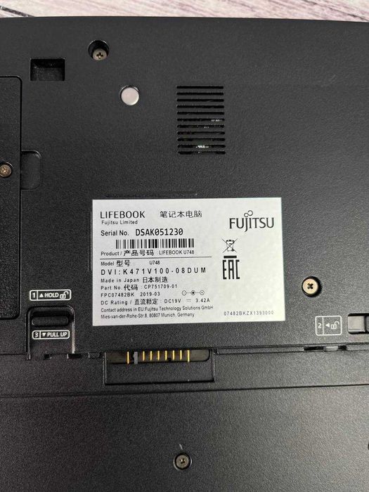 Fujitsu LifeBook U748 Intel Core i5-8250U noRAM/SSD FullHD IPS уцінка