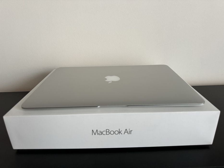 Macbook air (13-inch, 2017)