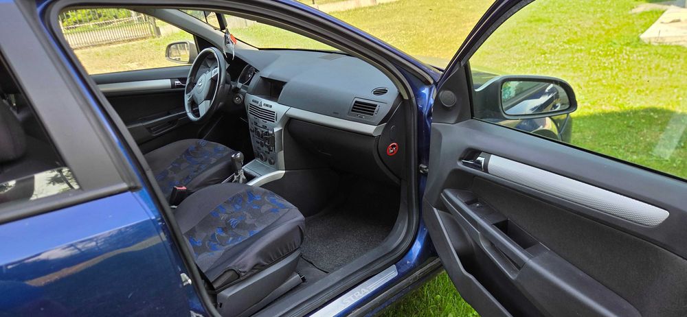 OPEL ASTRA H 2004 1.8