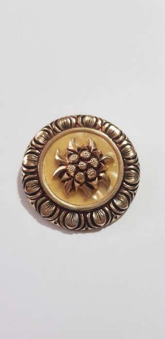 Broszka klips złocista.