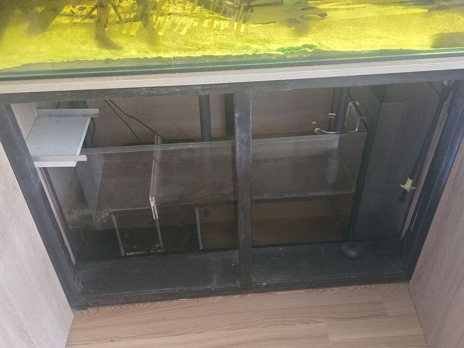 Sprzedam akwarium 120x60x60
