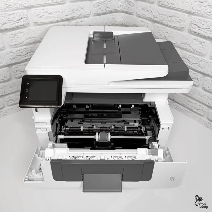 Лазерний білий принтер БФП HP LaserJet Pro M426dw Wi-Fi Дуплекс мережа