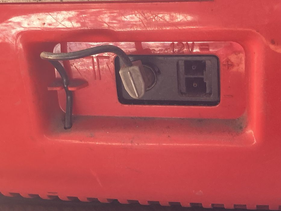 TV radio FM Triumph 1427 UM Grundig