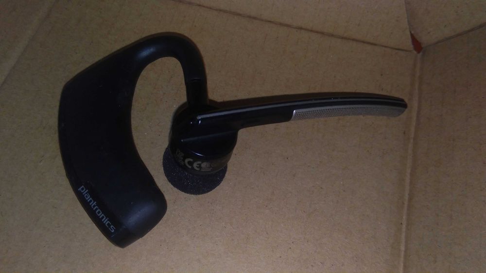 Bluetooth-гарнiтура Plantronics Voyager Legend