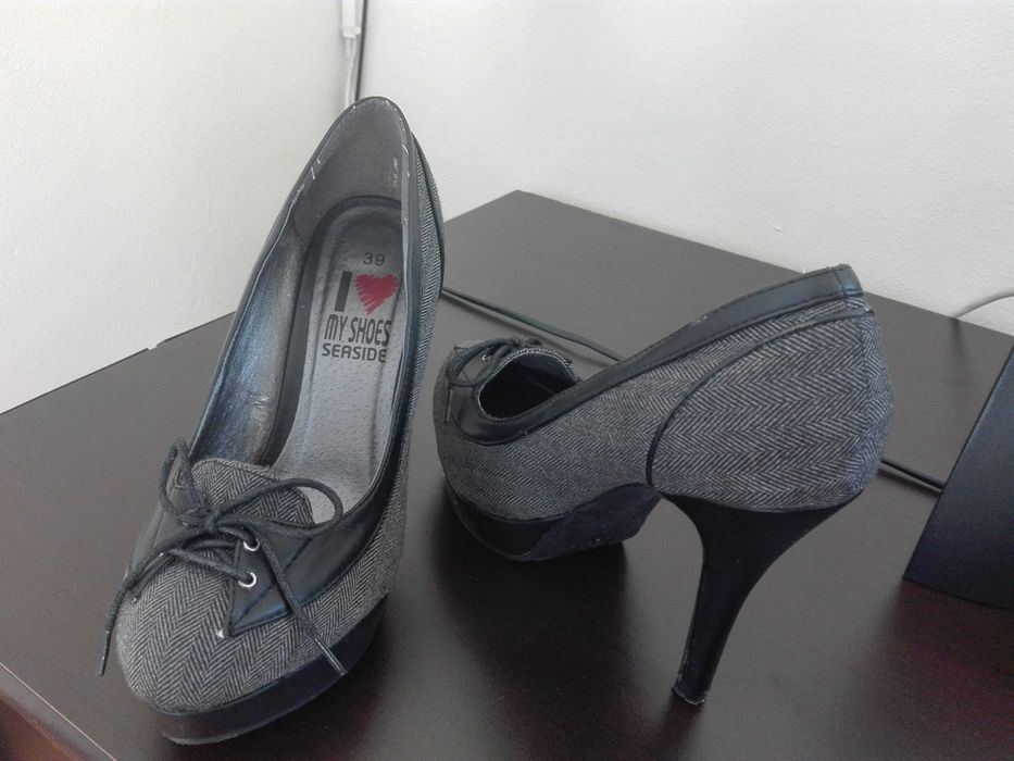 Vendo: Calçado Mulher