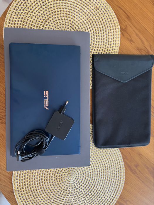 Laptop Asus Zenbook UX433FN, i5, 8 GB RAM, karta graficzna 2 GM