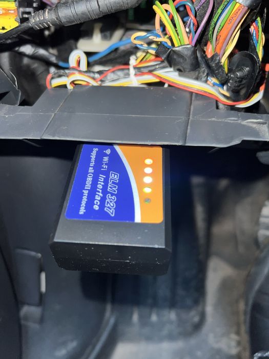 Автосканер Діагностика авто  Зняття , видалення помилок Check Engine Андроїд, Айфон ELM 327 Wi-Fi V 1,5 OBD 2