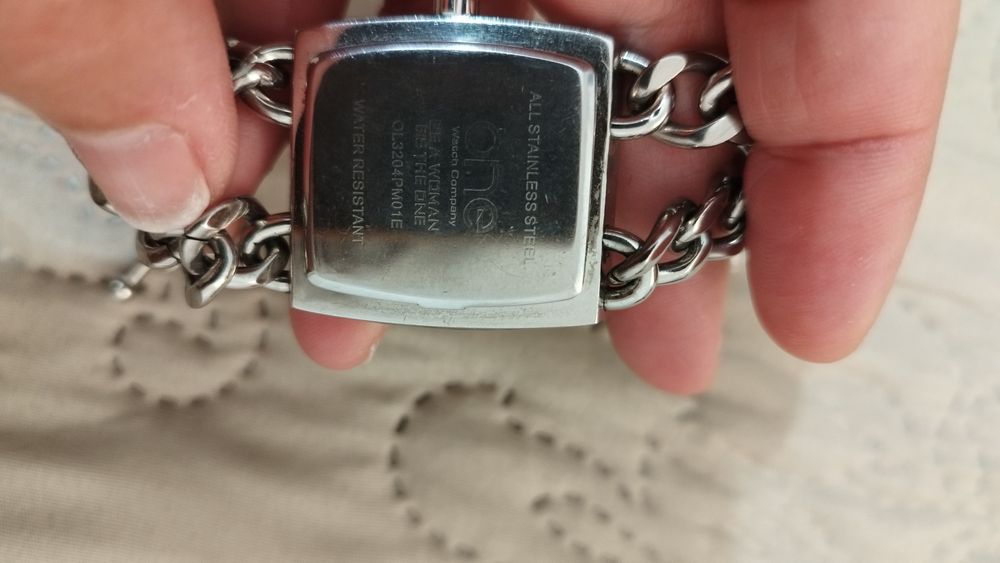 Relógio senhora marca One em original
