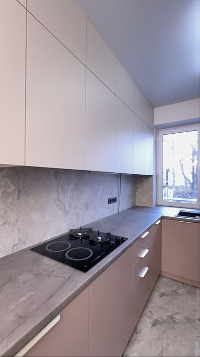 Продається Таунхаус на Рощі   зданий з меблями