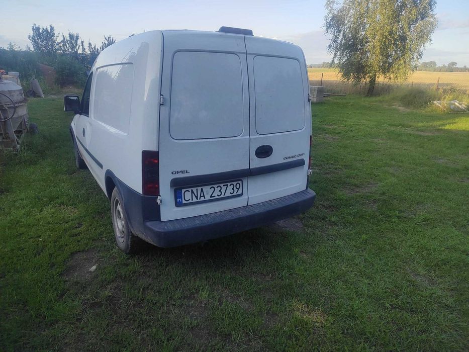 Opel combo-C  2011 rok