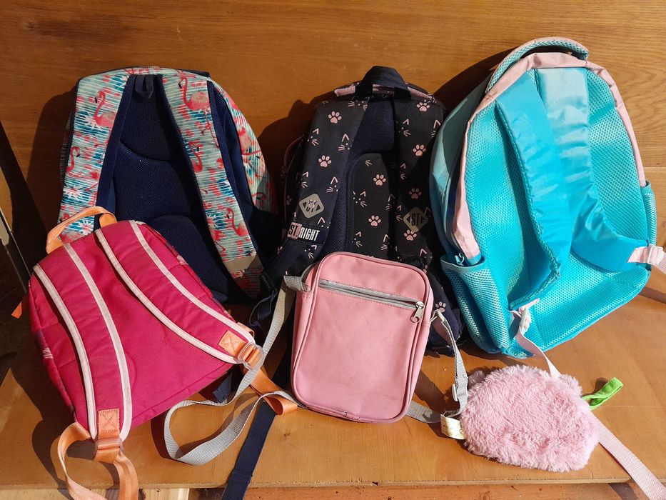 Plecak plecaki tornister saszetka dziecięcy używane zestaw