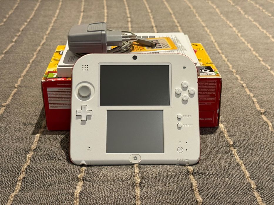 Nintendo 2DS Edição Especial Mario Desbloqueada