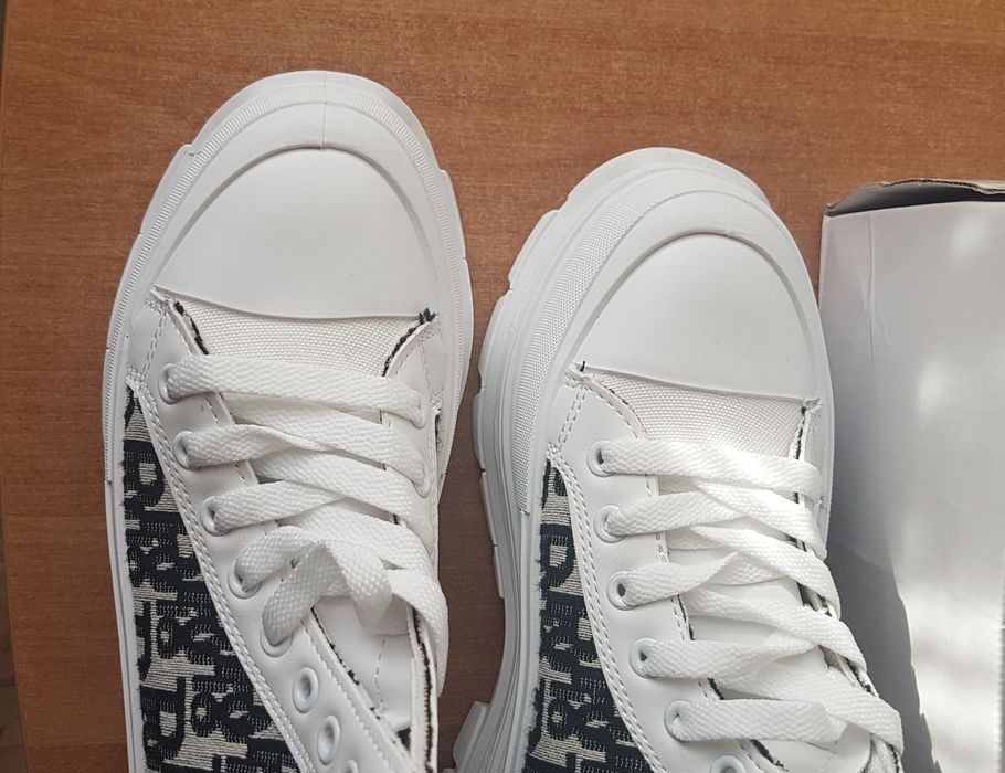 Super buty rozm 38 wkl 24 24.5 snikersy