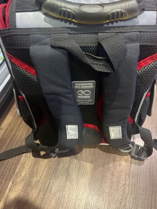 Портфель шкільний