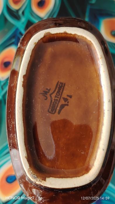 Wazon kamionka. Tygrysek W-101,  Stan idealny. Porcelit szkliwiony.