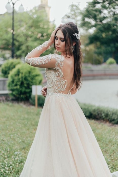 Плаття вечірнє весільне на випускний