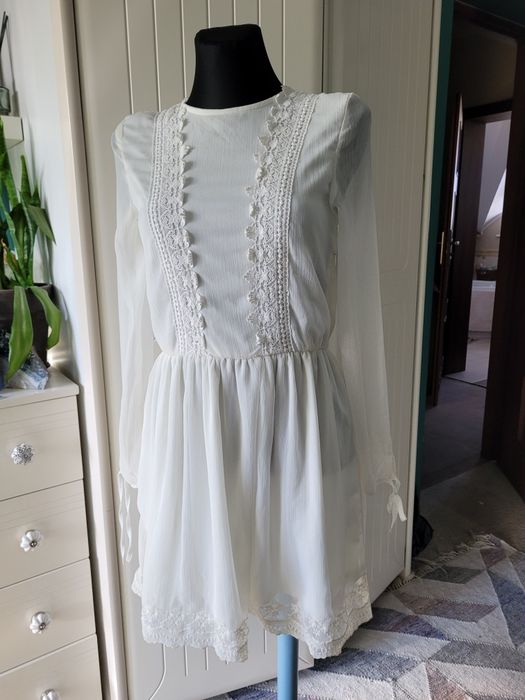H&M sukienka S tiul haft wycięte plecy