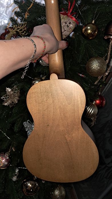 Укулеле MAHALO .