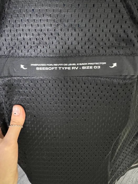 Мотокуртка шкіряна Revit Akira з захистом