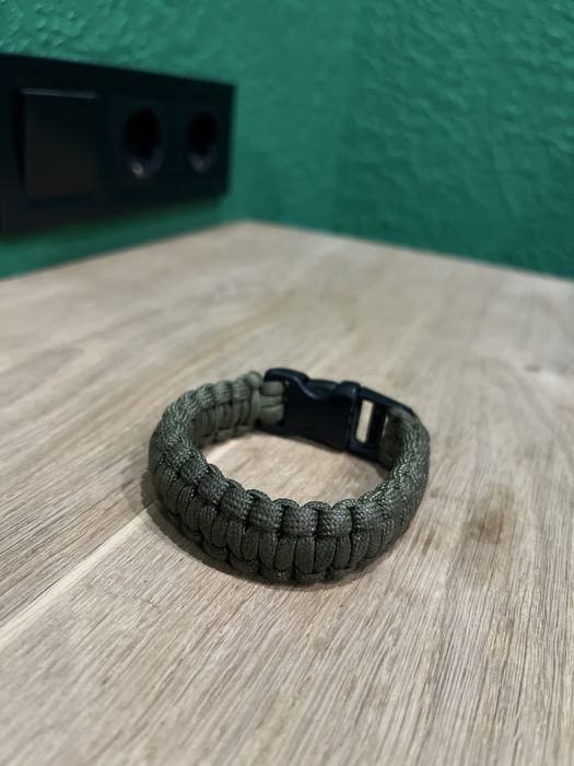 Паракордовий Браслет Виживання (Олива) военный браслет