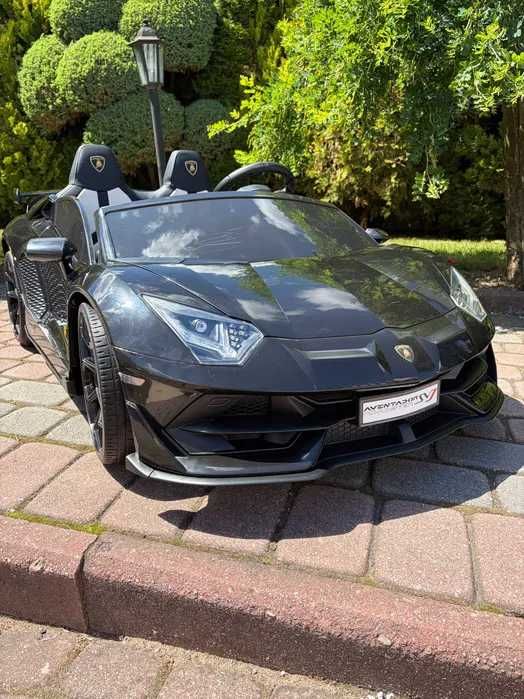 Dwuosobowe Auto na akumulator Lamborghini SVJ DRIFT Samochód elektryczny dla 2 dzieci Funkcja driftu Pilot