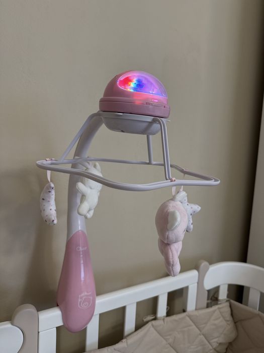 Chicco Мобіль-проектор на ліжечко 3 в 1 "Веселка"