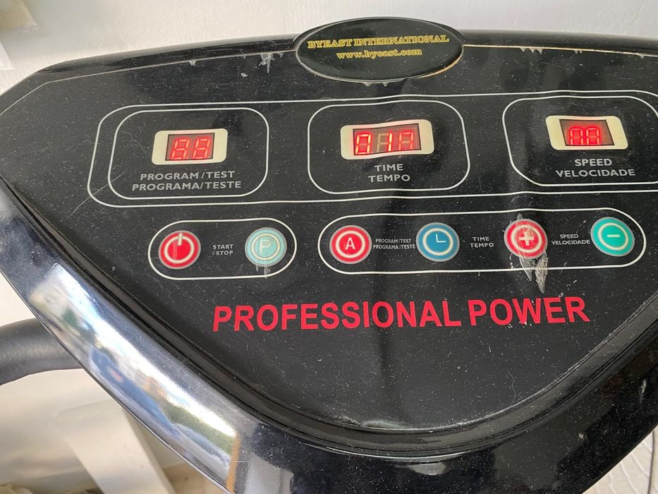 Plataforma vibratória ginásio