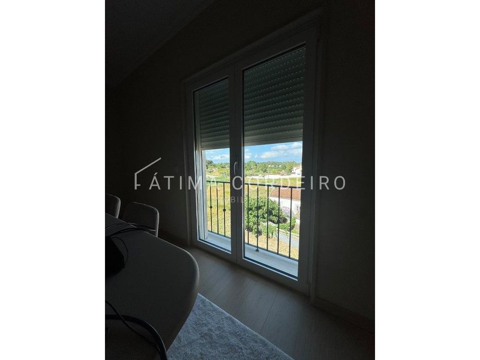 Excelente Apartamento T2 remodelado com parqueamento em ótima local...