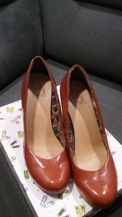 Eleganckie czółenka, szpilki, buty damskie