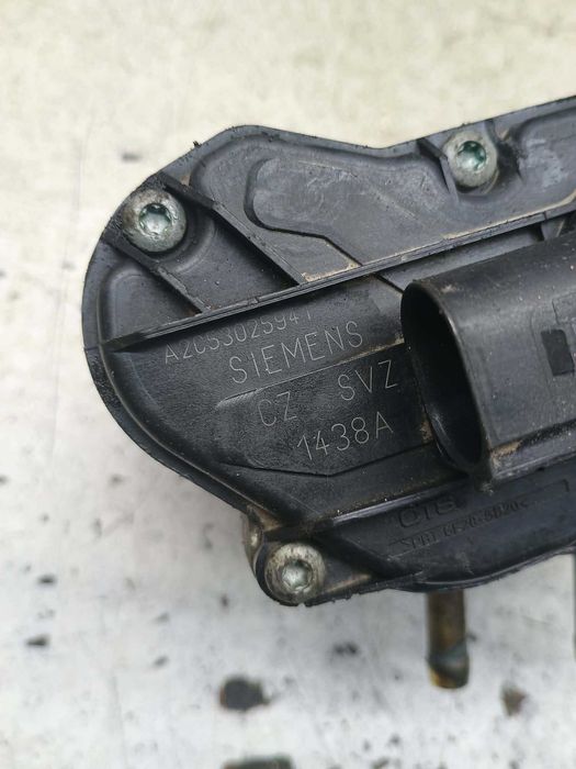 Zawór EGR Siemens 03C131503B VW Golf V Touran I Audi A3 8P 1.6 FSI