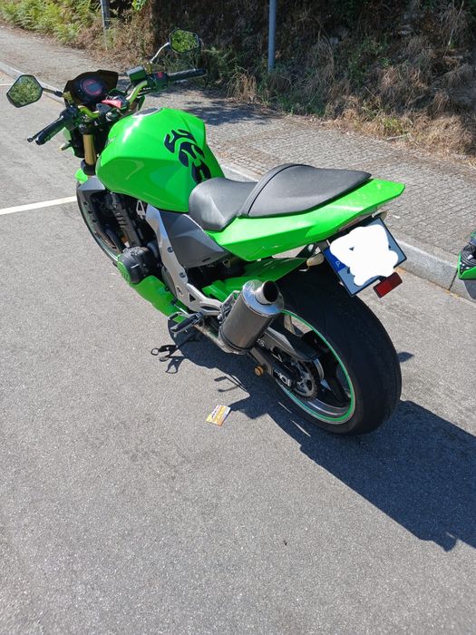Kawasaki z1000.
