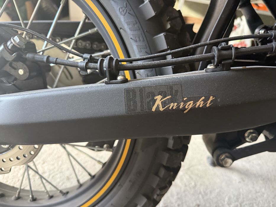 Voge 300 rally, black knight