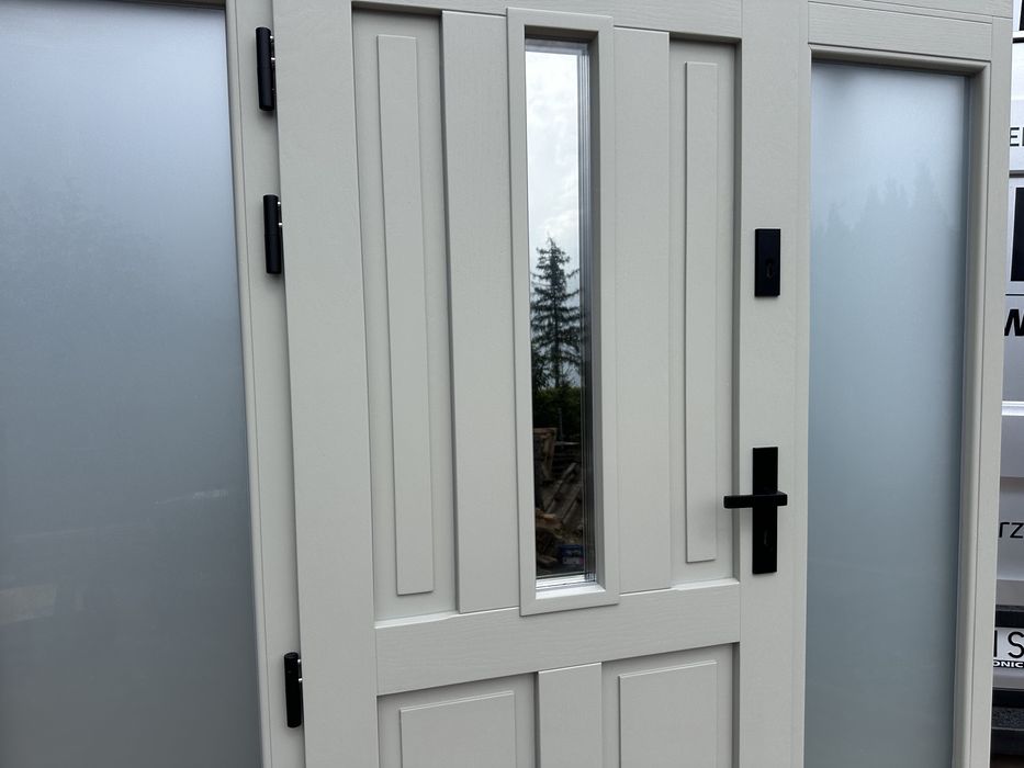 Drzwi zewnętrzne drewniane z doświetlami Na wymiar montaż Cała Polska