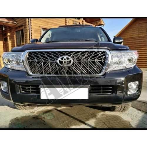 Решетка радиатора Toyota Land Cruiser 200 (2012-2015) стиль TRD
