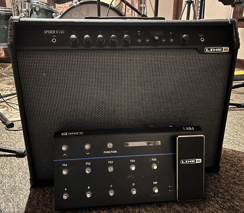 Line 6 Spider v 240