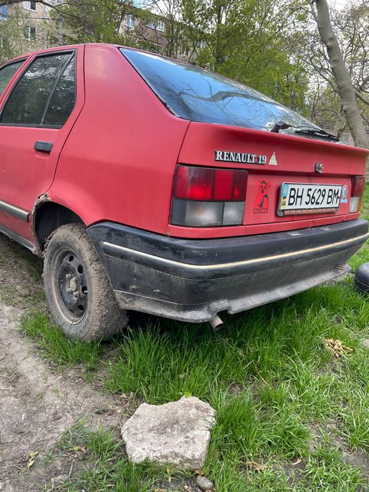 Продам Renault19