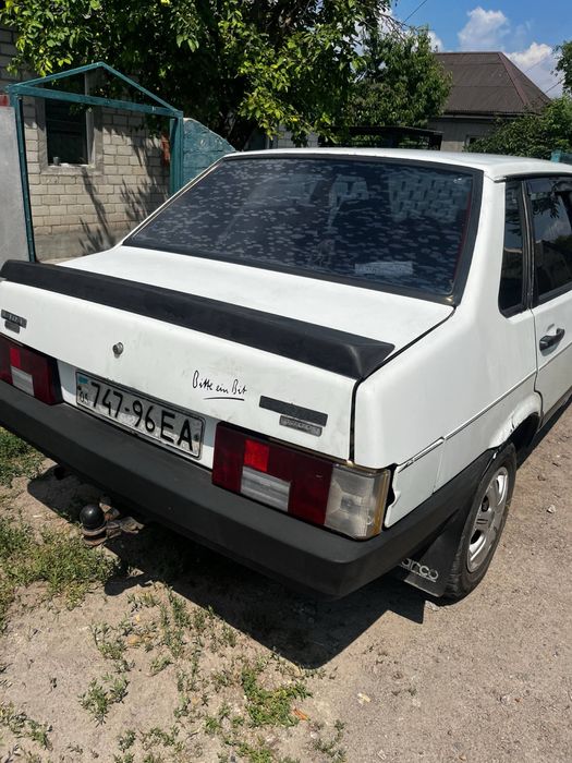 ваз 21099 продаю