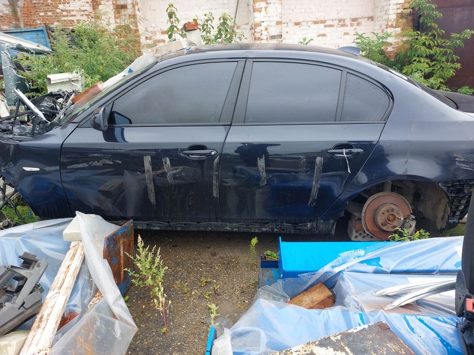 Bmw E60 Е61 двері дверь